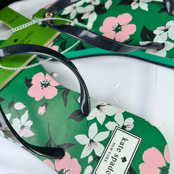 KATE SPADE Fleur Floral Multi-Color Flip Flops Sandals 10 NEW Summer Resort Pool - Picture 3 of 3
